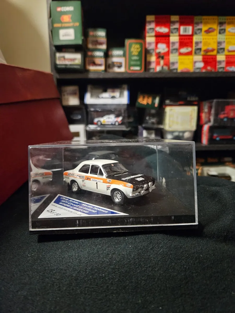 Corgi Trofeu Ford Escort MKI - Image 1