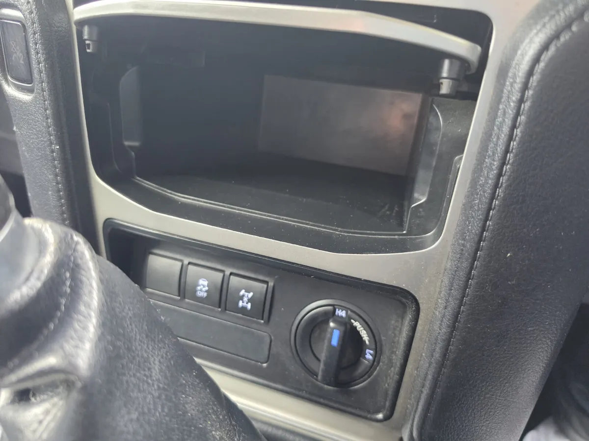 Toyota Land Cruiser 2021 LWB Inc vat - Image 4