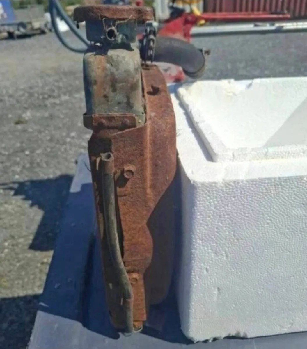 Original MINI Car Radiator - Image 3