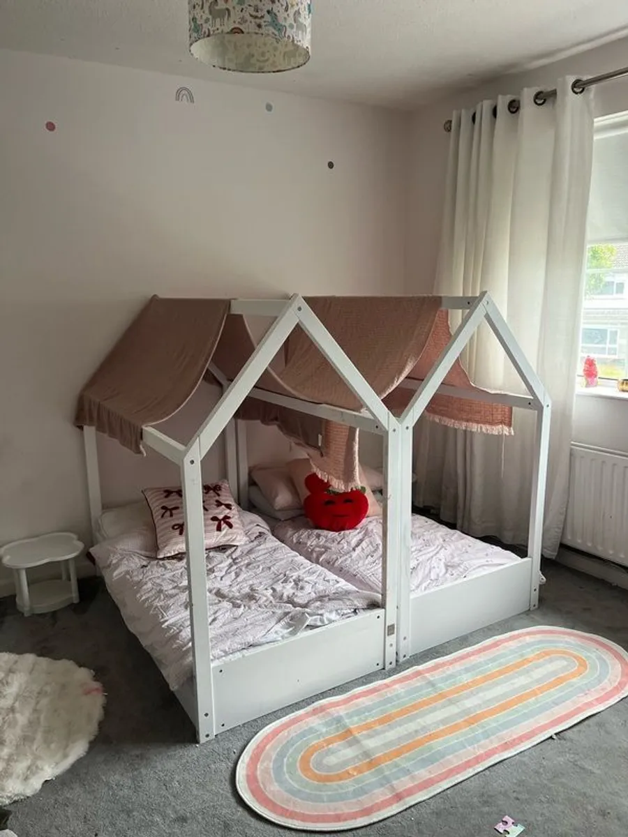 toddler hut beds for sale (x2) - Image 1