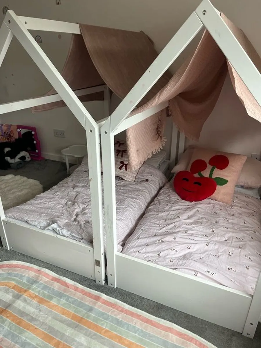 toddler hut beds for sale (x2) - Image 3