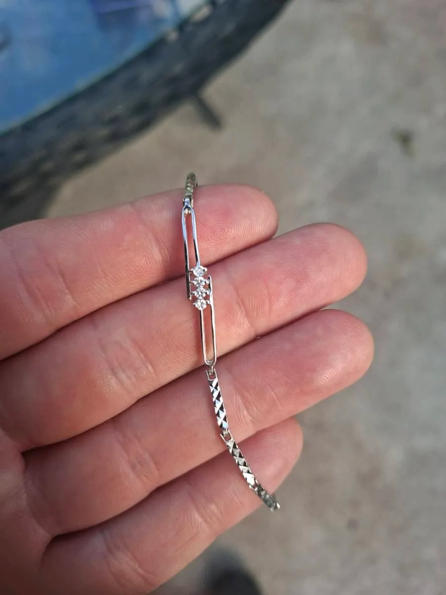 Nice Ladies stamped 925 Sterling Silver Bracelet - Image 2