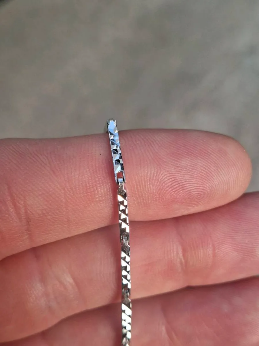 Nice Ladies stamped 925 Sterling Silver Bracelet - Image 3