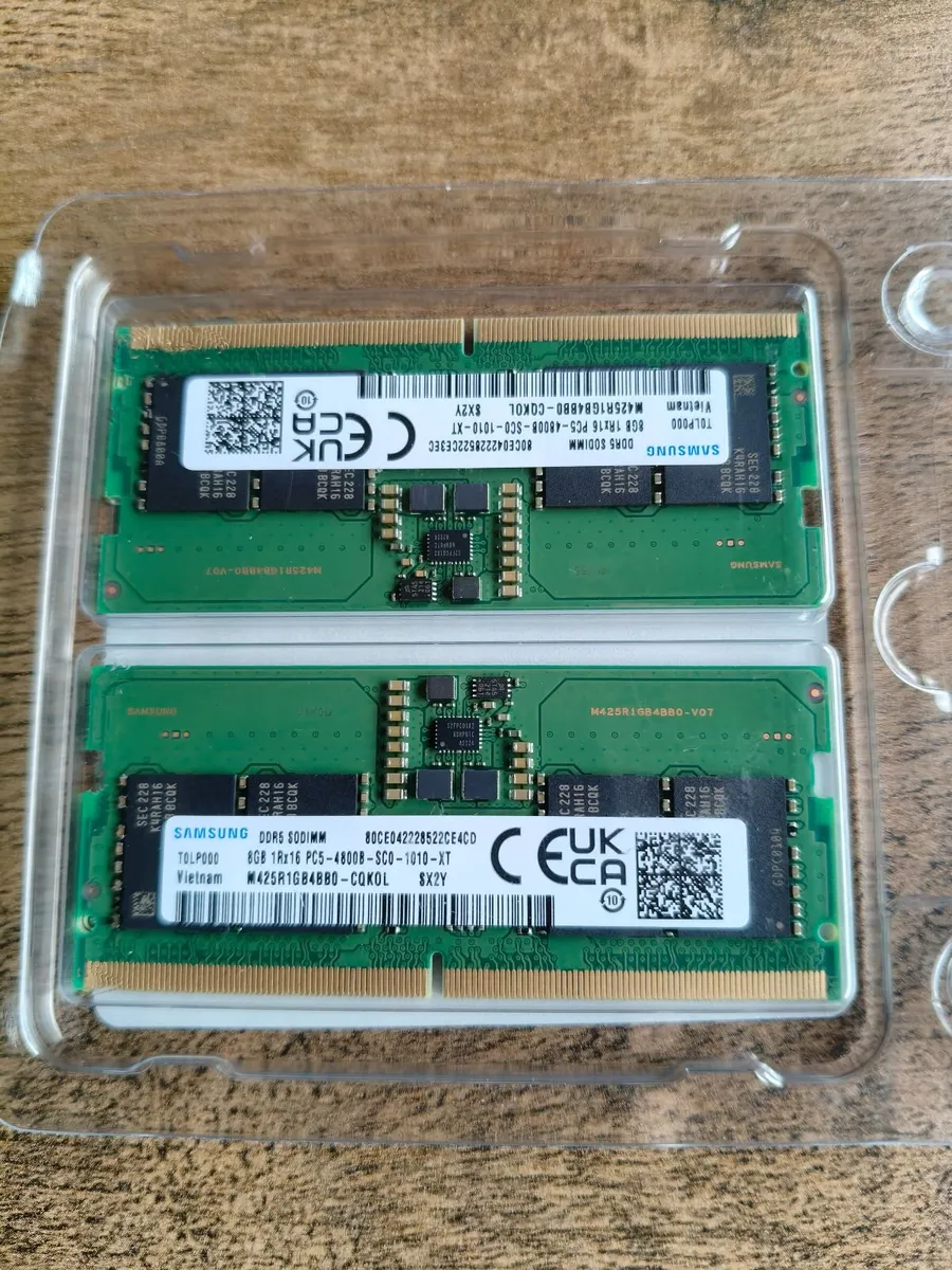 16GB (2x8) Samsung DDR5 4800mhz RAM