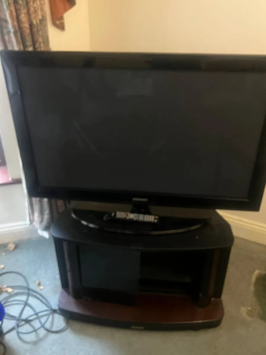 samsung Plasma TV 42 inch - Image 1