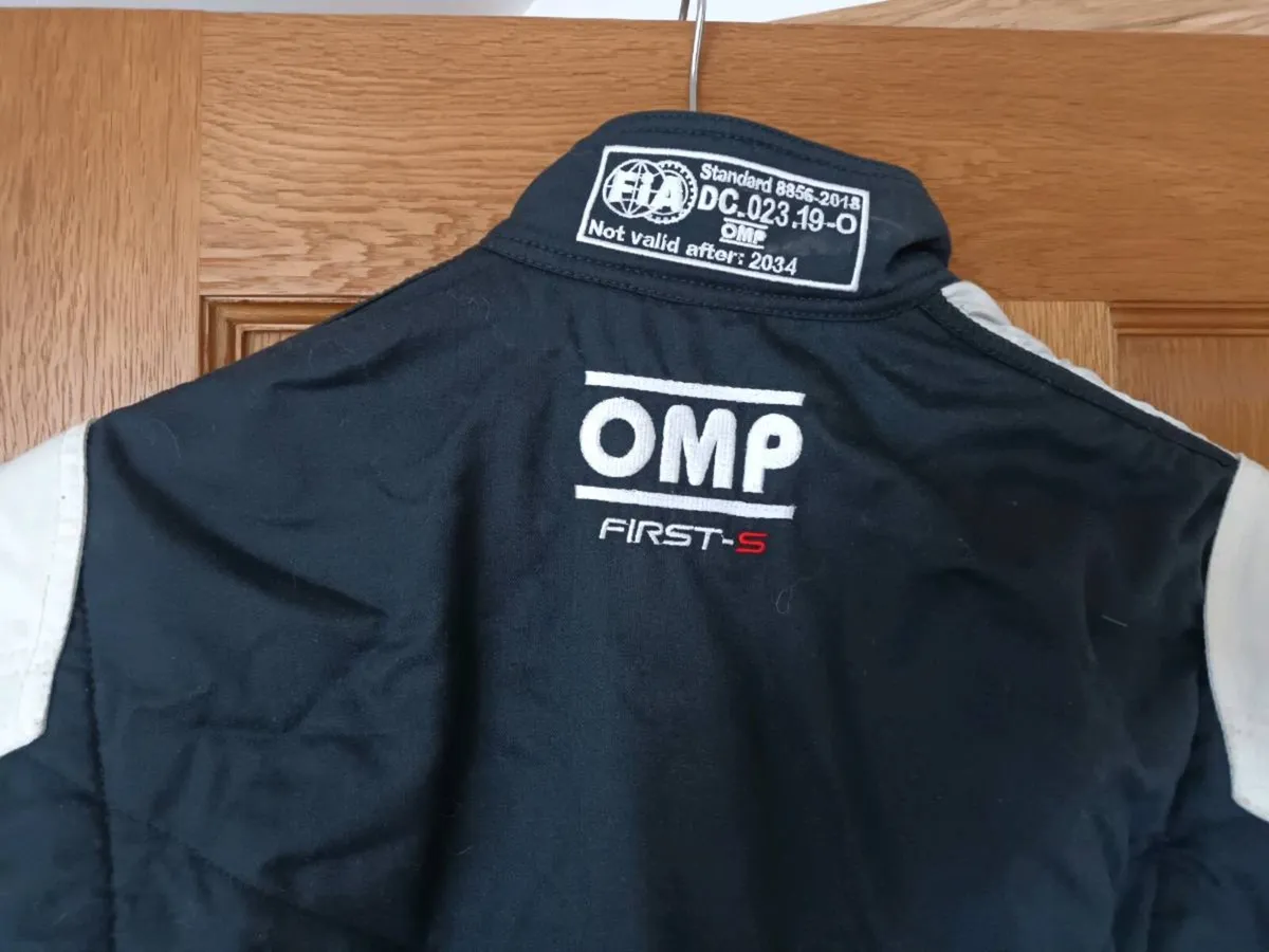 Race gear - Image 2