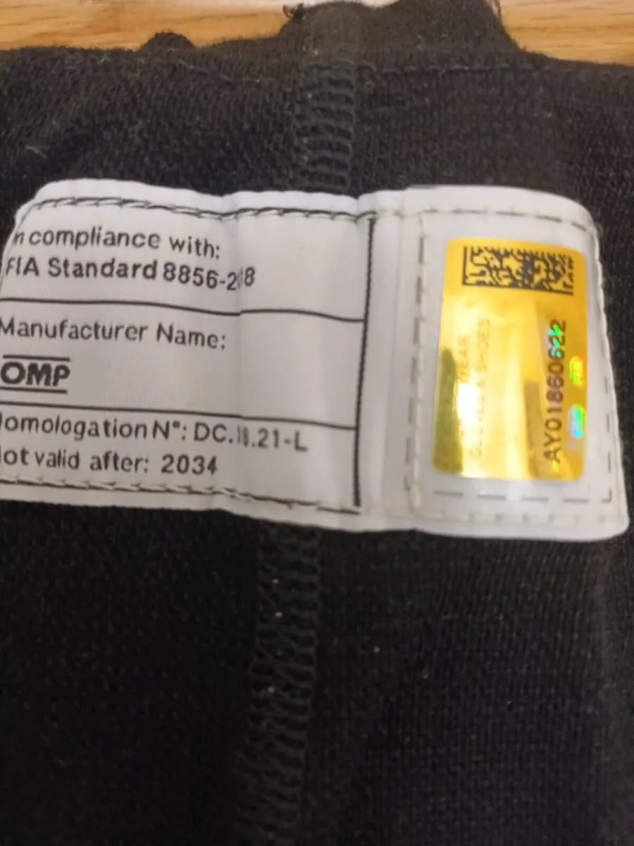 Race gear - Image 4