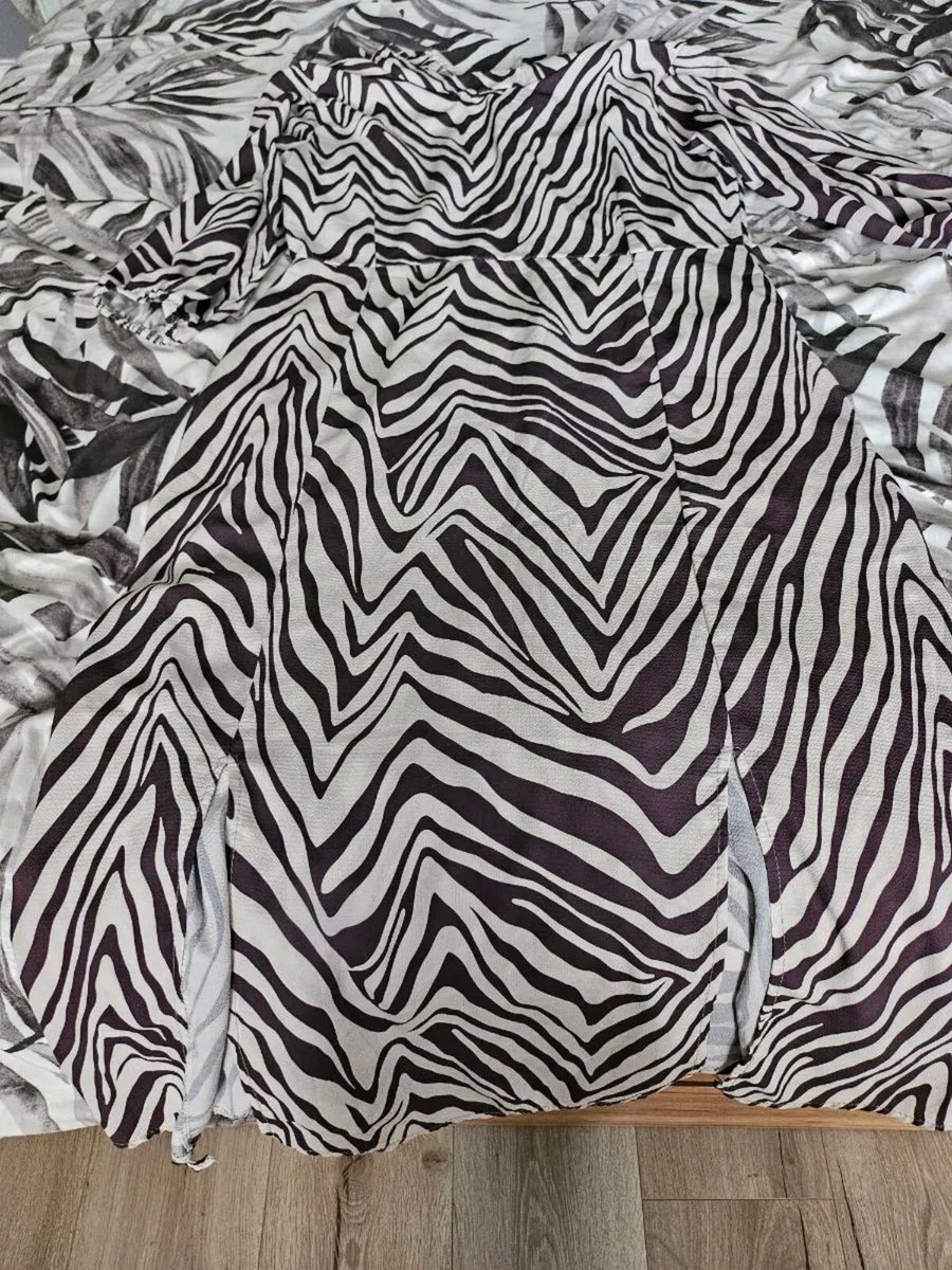 Cloths - Image 2