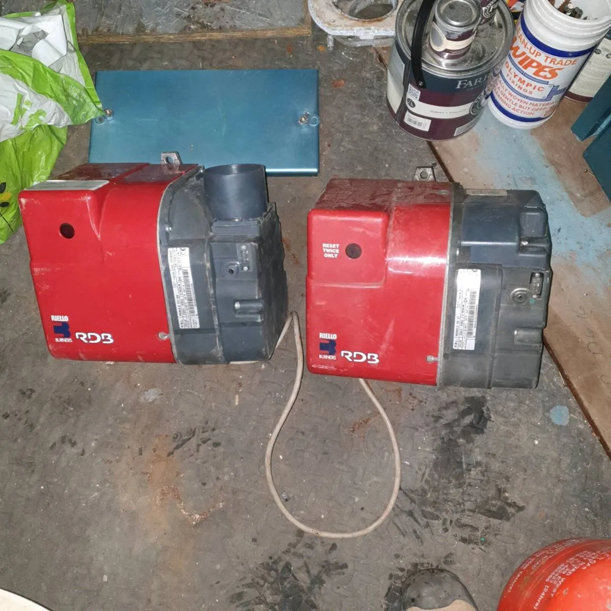 Oil burners - Image 1
