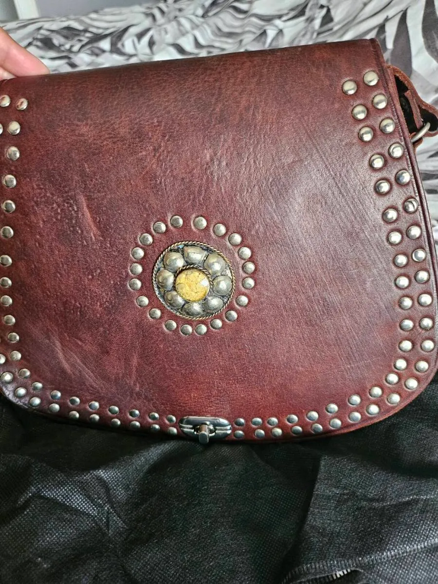 Leather bags - Image 1
