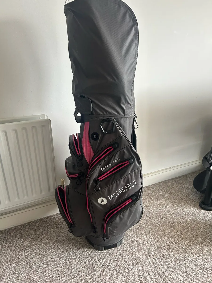 Motocaddy Golf Bag Waterproof - Image 3