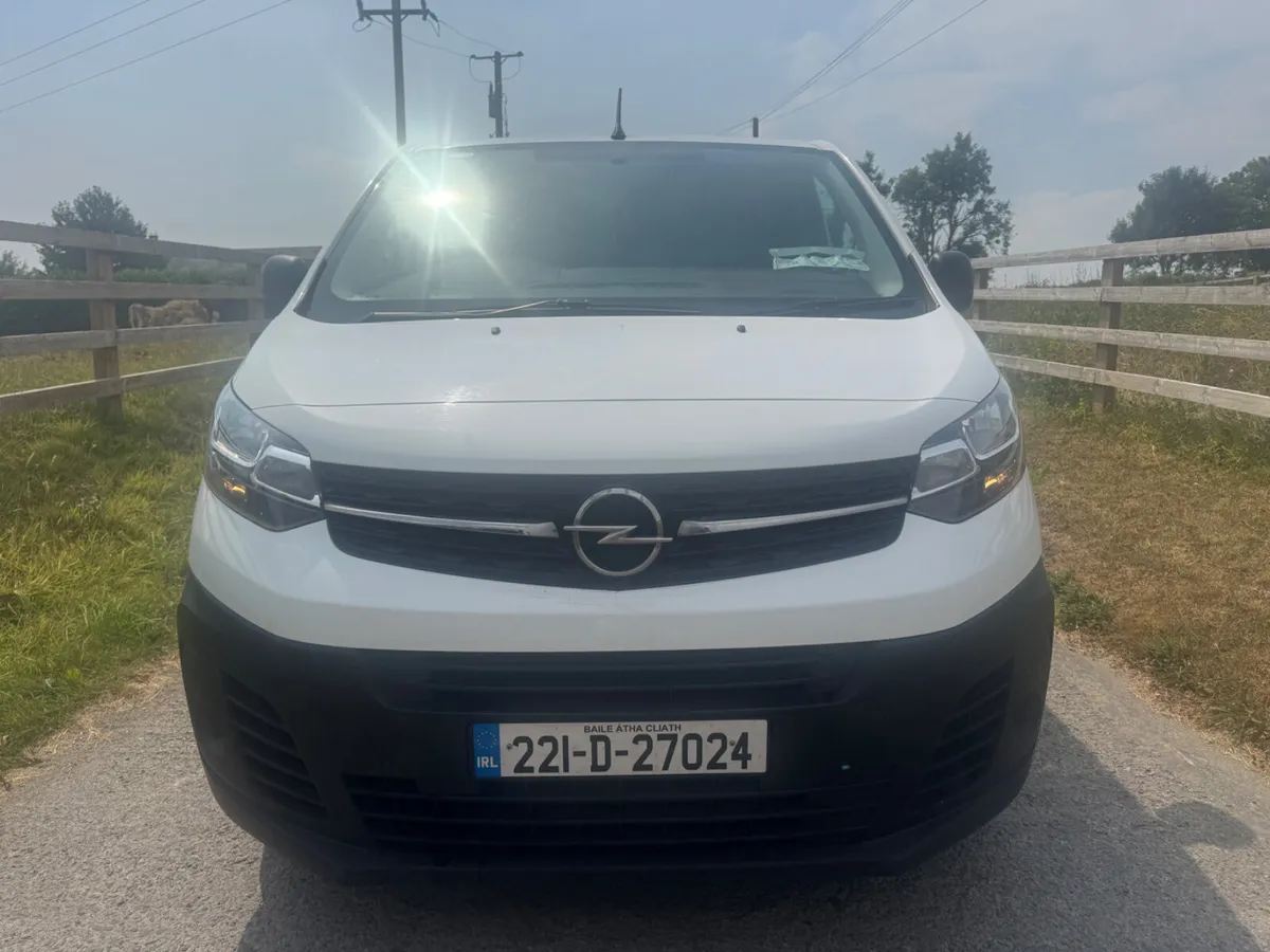 Opel Vivaro 2022 €9500 inc VAT - Image 3