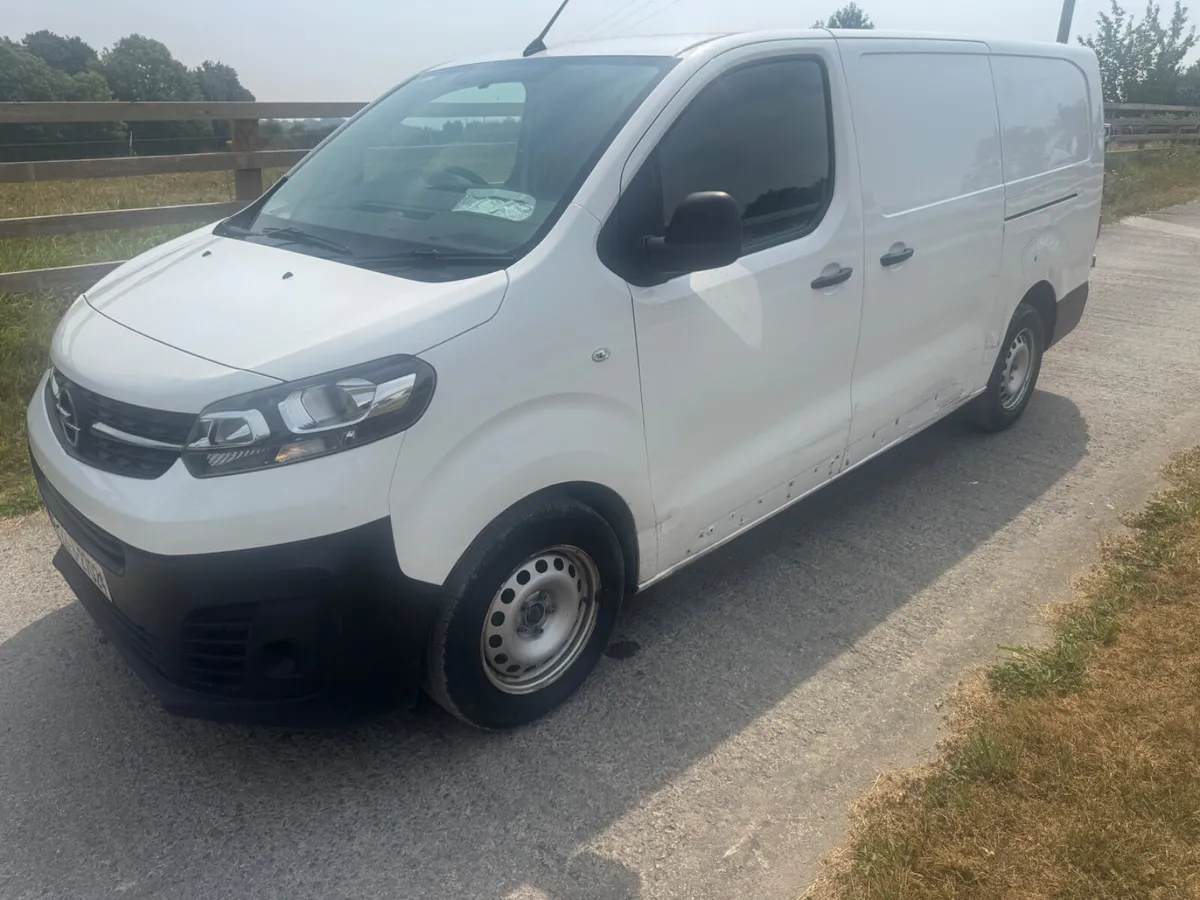 Opel Vivaro 2022 €9500 inc VAT - Image 2