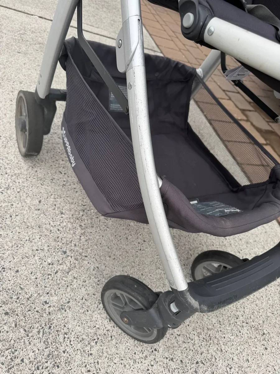 Stroller - Image 3