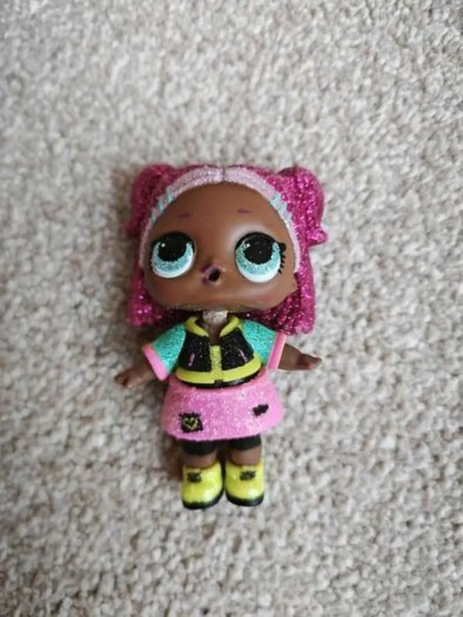Assorted LOL Dolls - Image 2