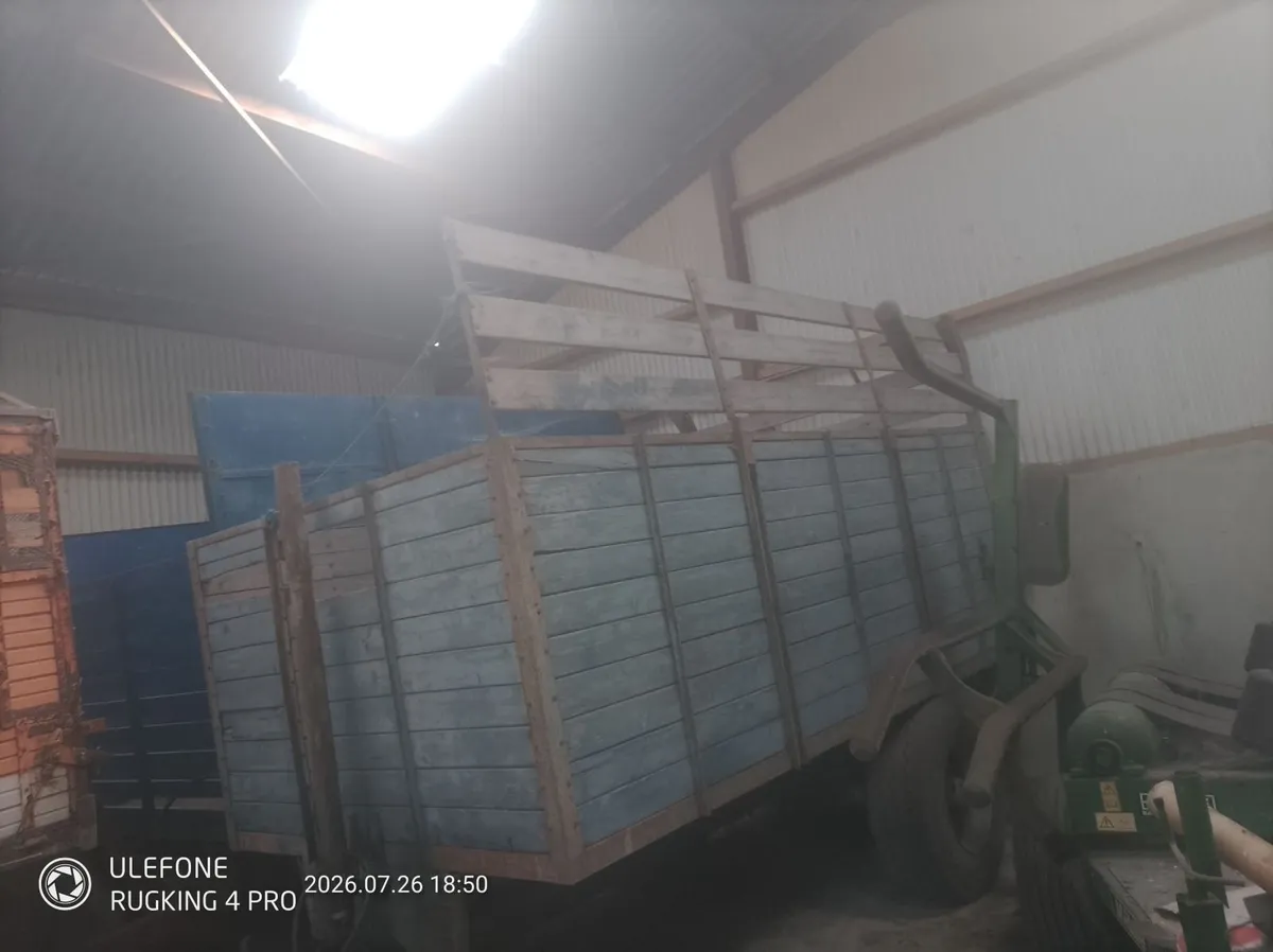 3 silage trailers - Image 1