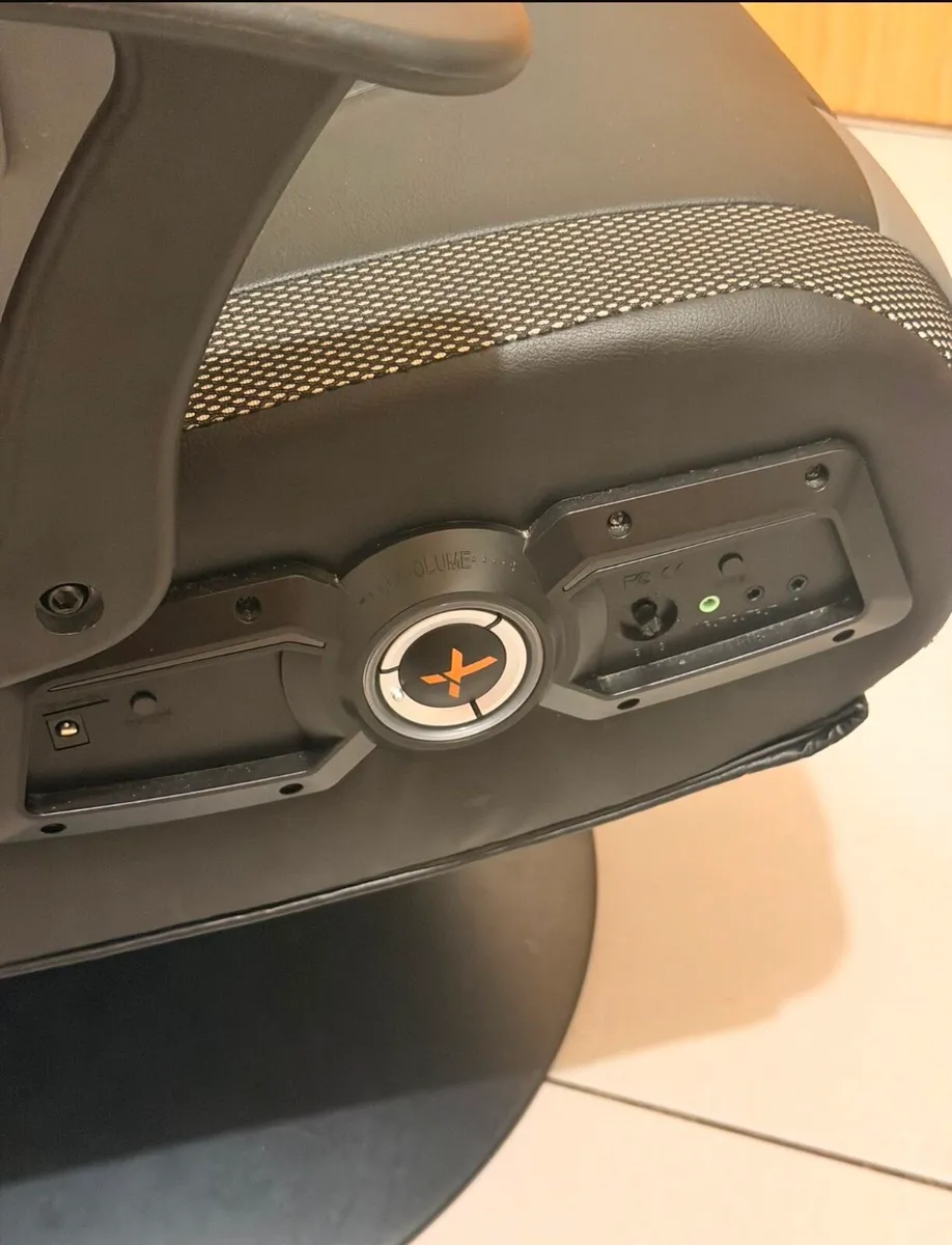 Gaming Chair - Image 3