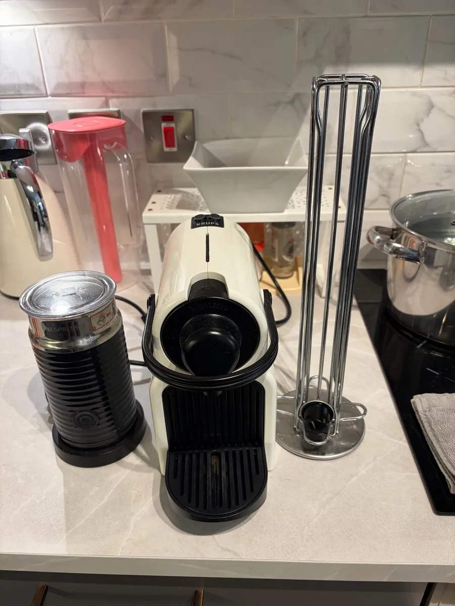 Nespresso machine and Aeroccino 3 - Image 2