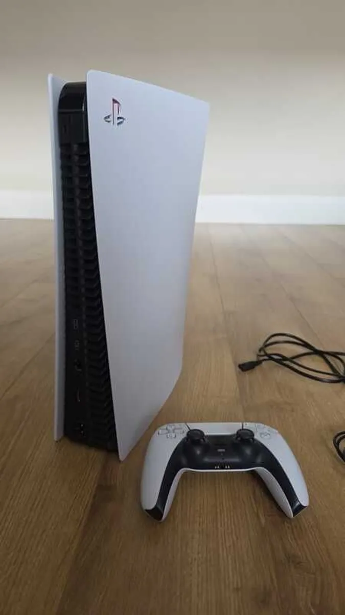 PlayStation 5 Disc Edition - Boxed, Barely Used - Image 4