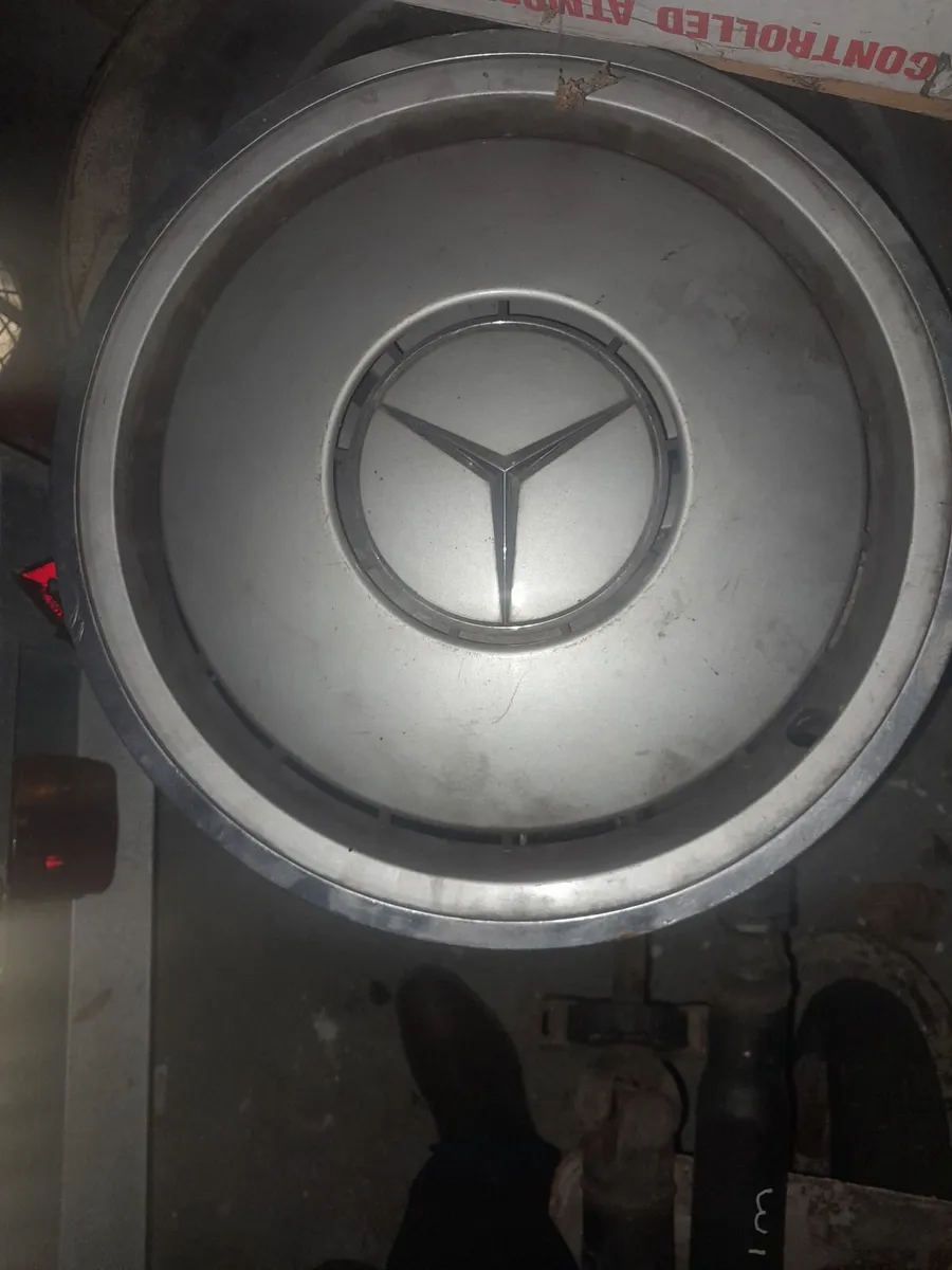 Mercedes car parts - Image 4
