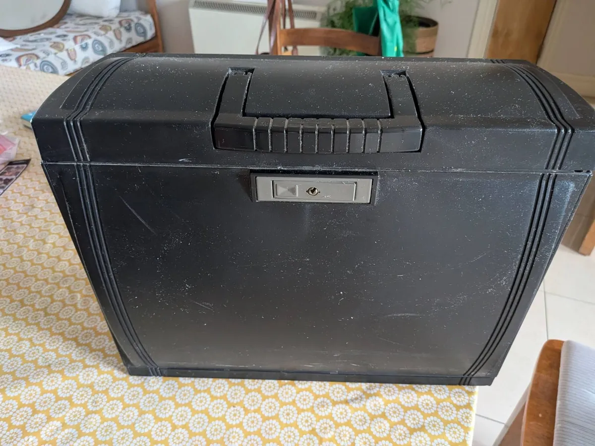 Portable File Organiser - Image 3