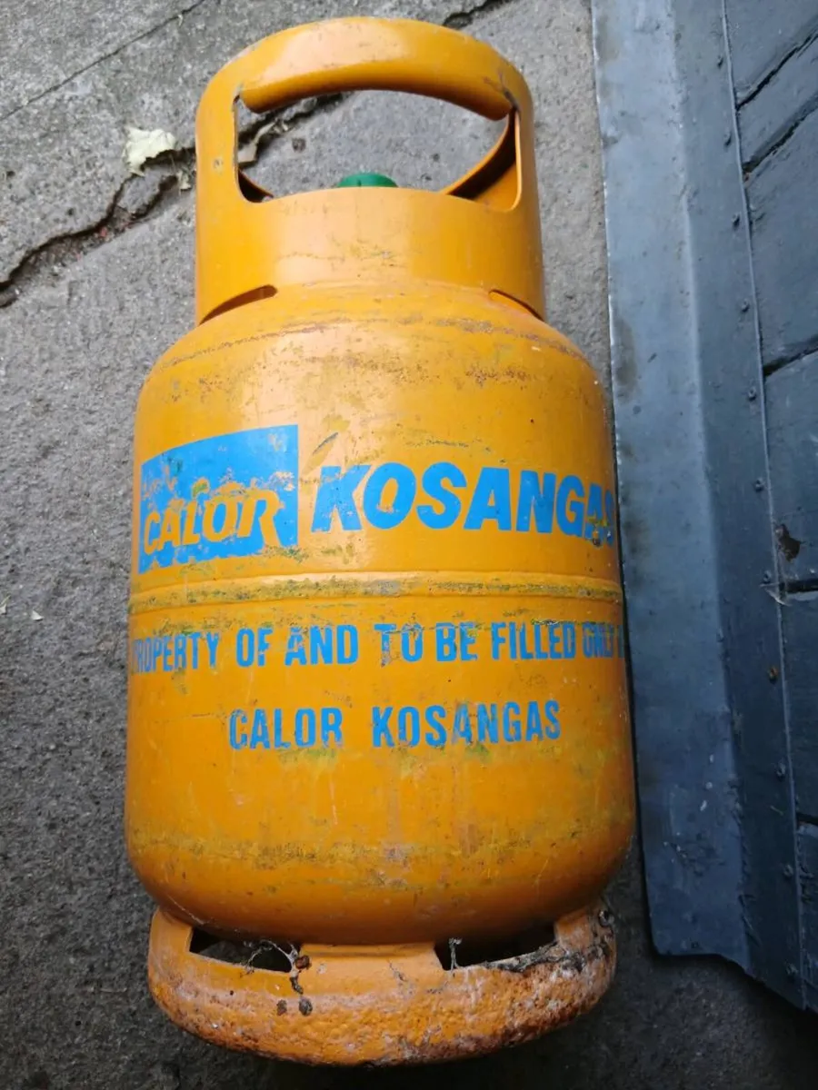 Empty Butane Gas Cylinders. - Image 4
