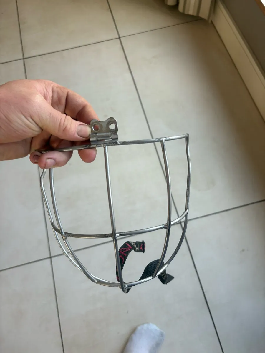 Kilkenny face guard - Image 1