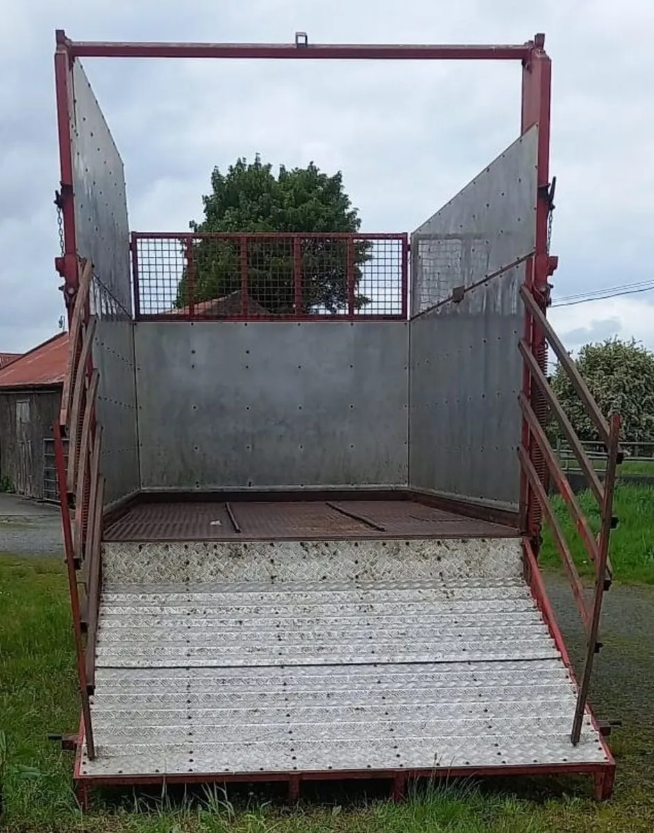 Johnston 14ft x 7ft Silage Cattle Trailer - Image 2