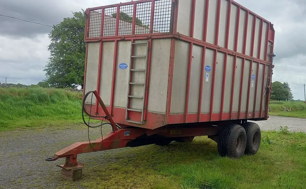 Johnston 14ft x 7ft Silage Cattle Trailer - Image 4