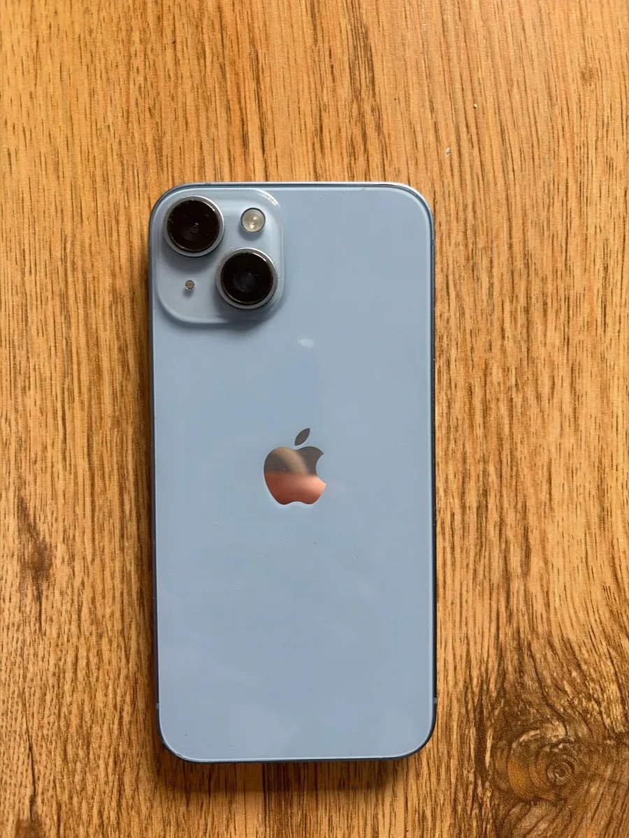 iPhone 14 - Image 1