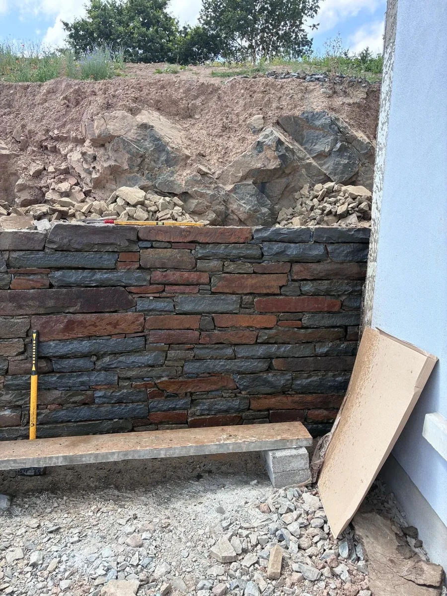 Building stone - Image 1
