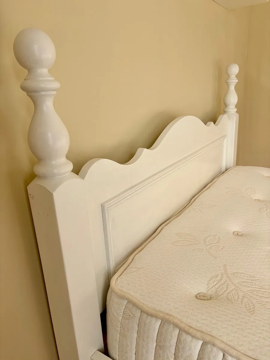 White Double Bed Inc. Mattress - Image 3