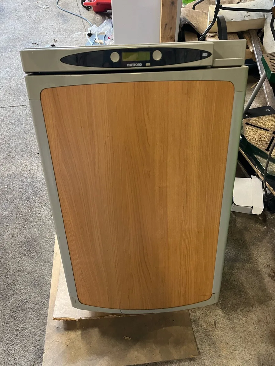 Thetford n112 fridge