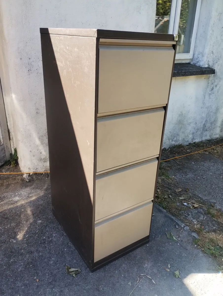 Filing cabinet