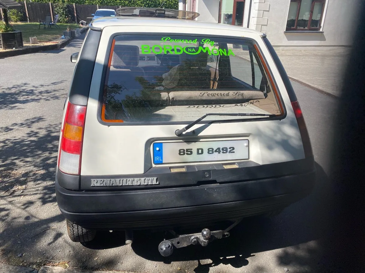 Renault 5 - Image 3