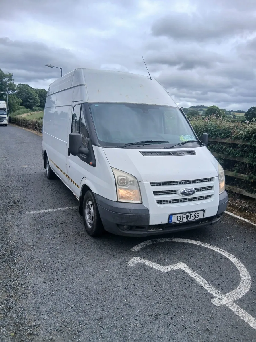 Van - Image 3