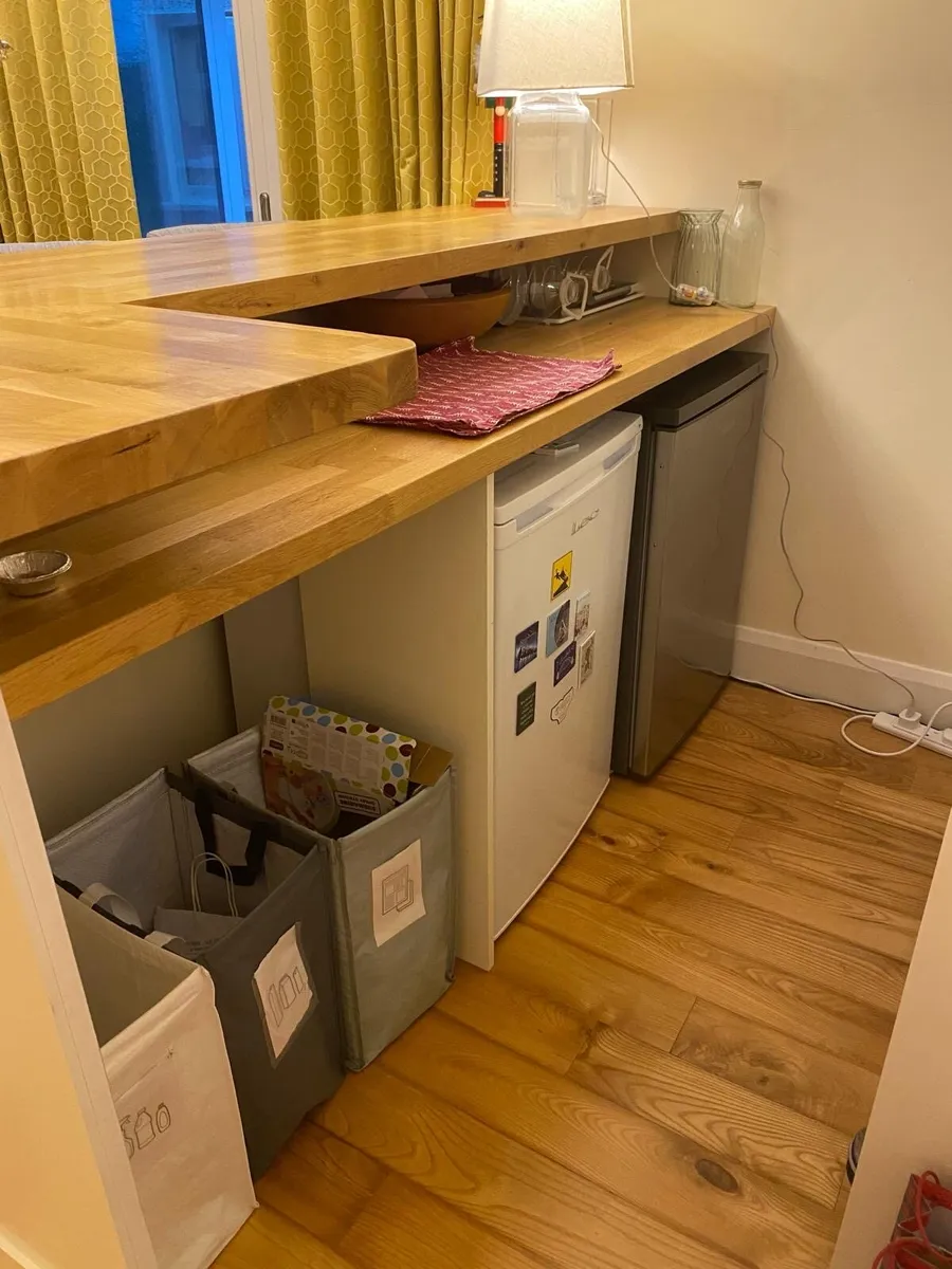 Handcrafted Home bar - Image 3