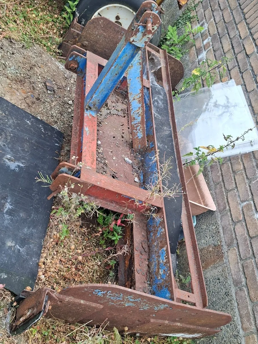 Farm yard scraper - Image 2