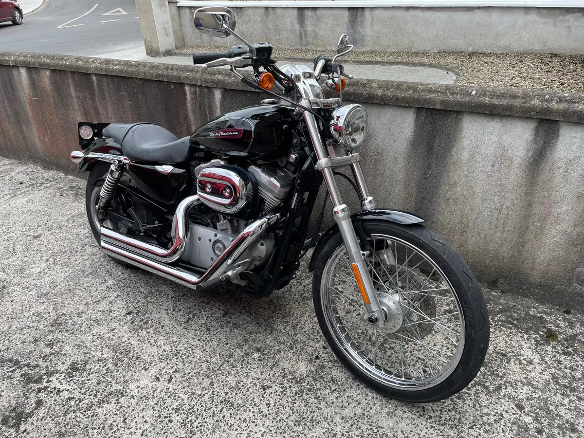 HARLEY DAVIDSON 883, 2009 - Image 1
