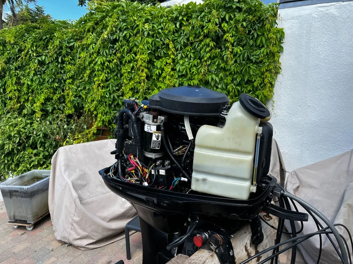 Mercury 50HP 2-Stroke Outboard Motor - Image 3