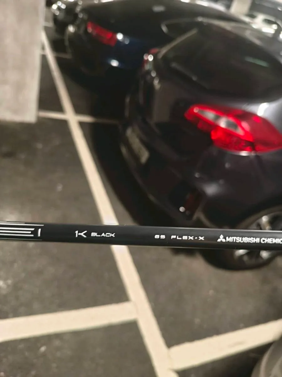 Taylormade qi10 Driver x stiff - Image 3