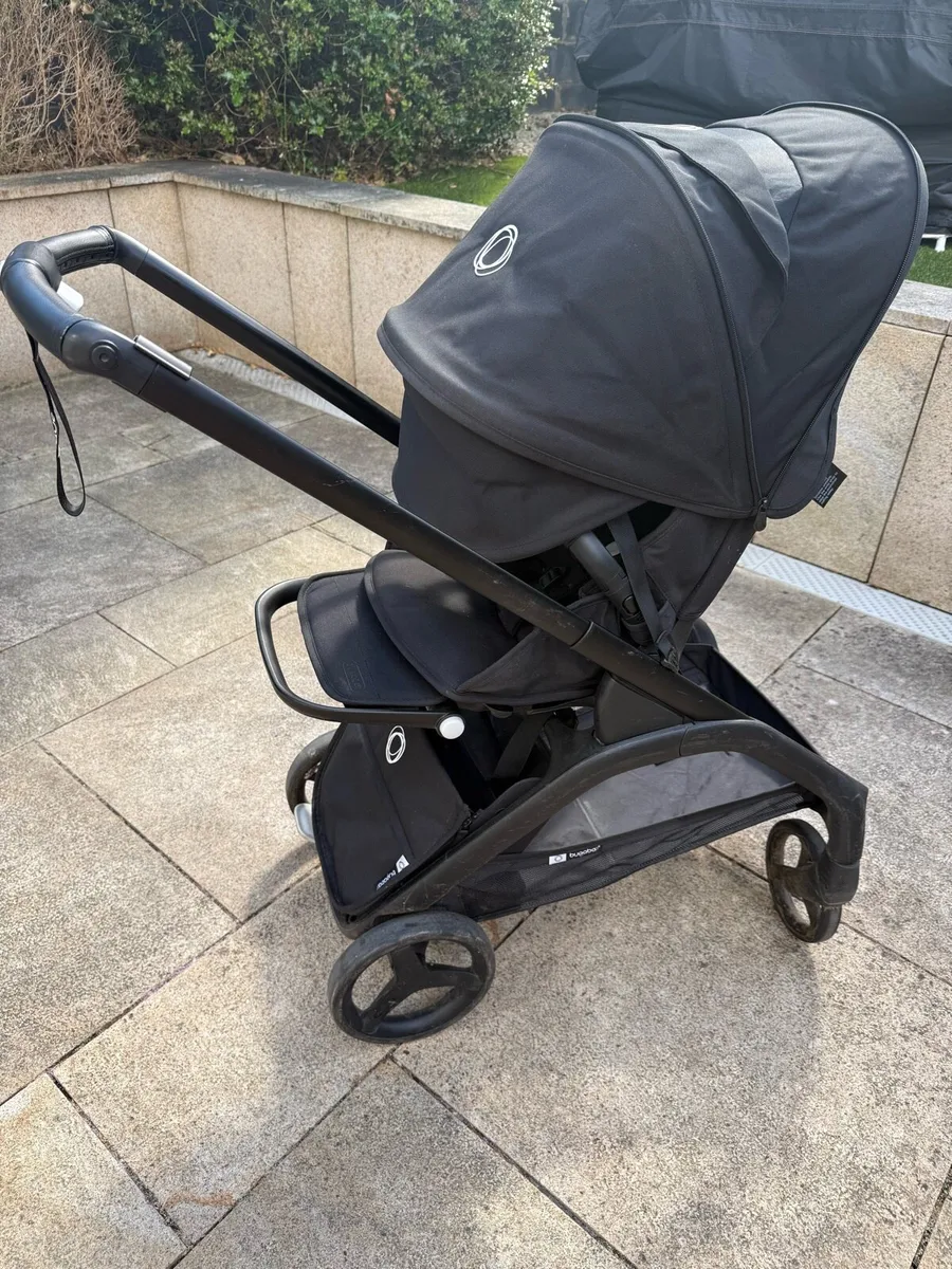 Bugaboo Dragonfly stroller + accessories - Image 3