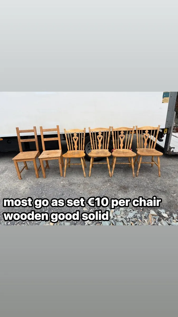 wooden kitchen chairs €10 each - Image 1
