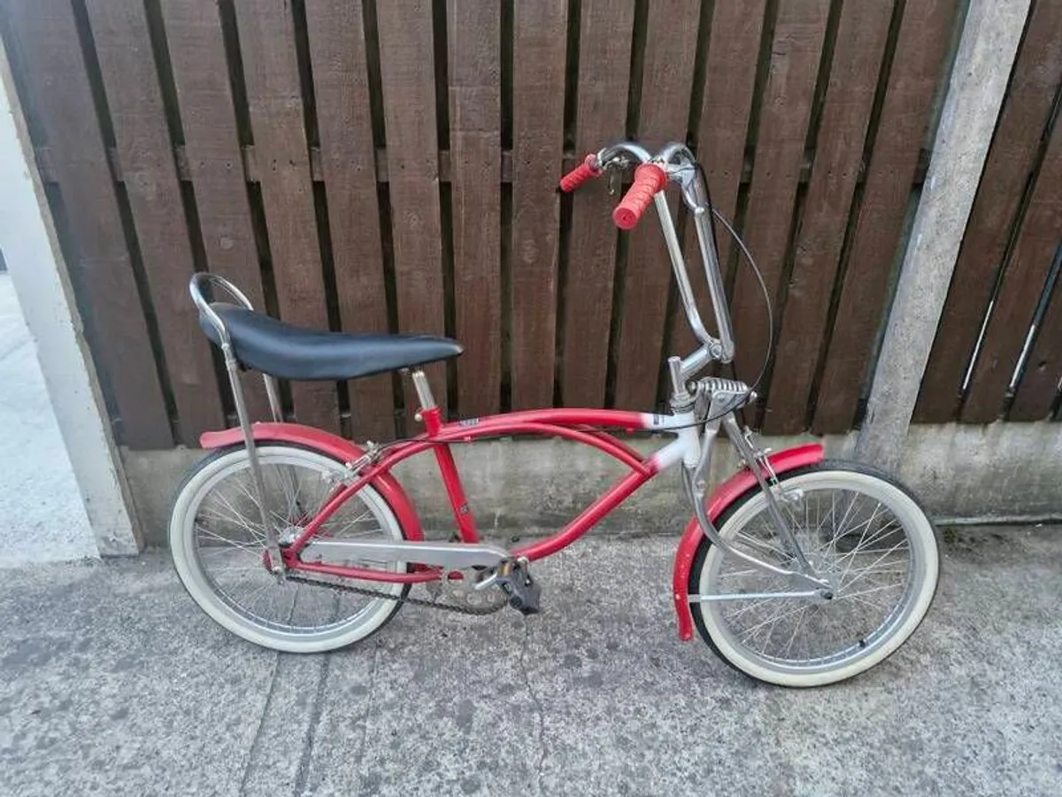 Bicycle read ad - Image 1