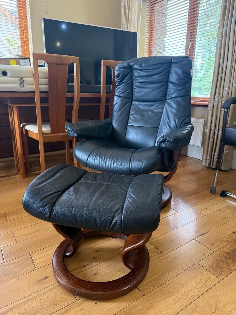 Set of Black Leather Reno Recliner and Ottoman - Image 2