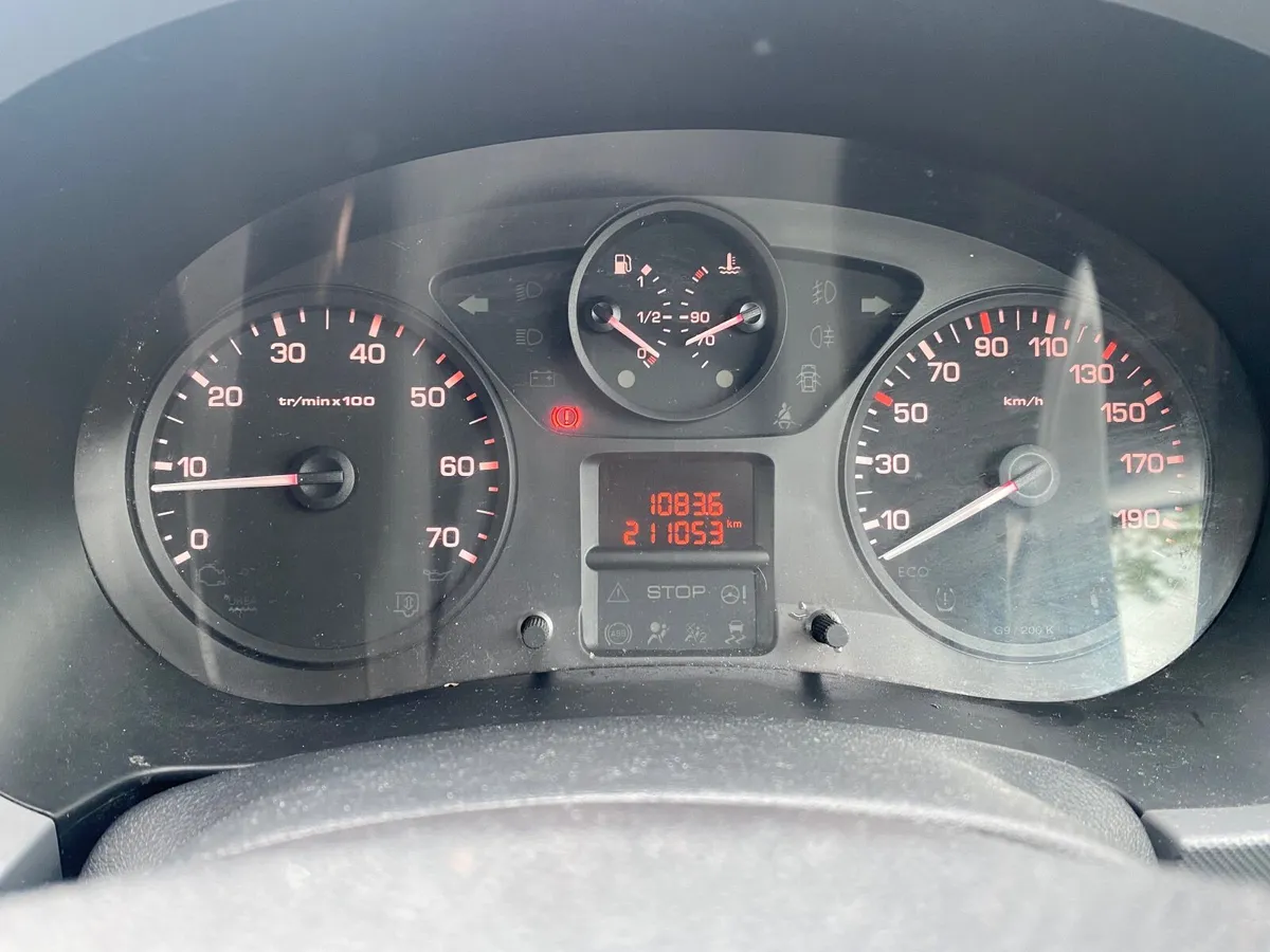 Citroen Berlingo 2016 - Image 2