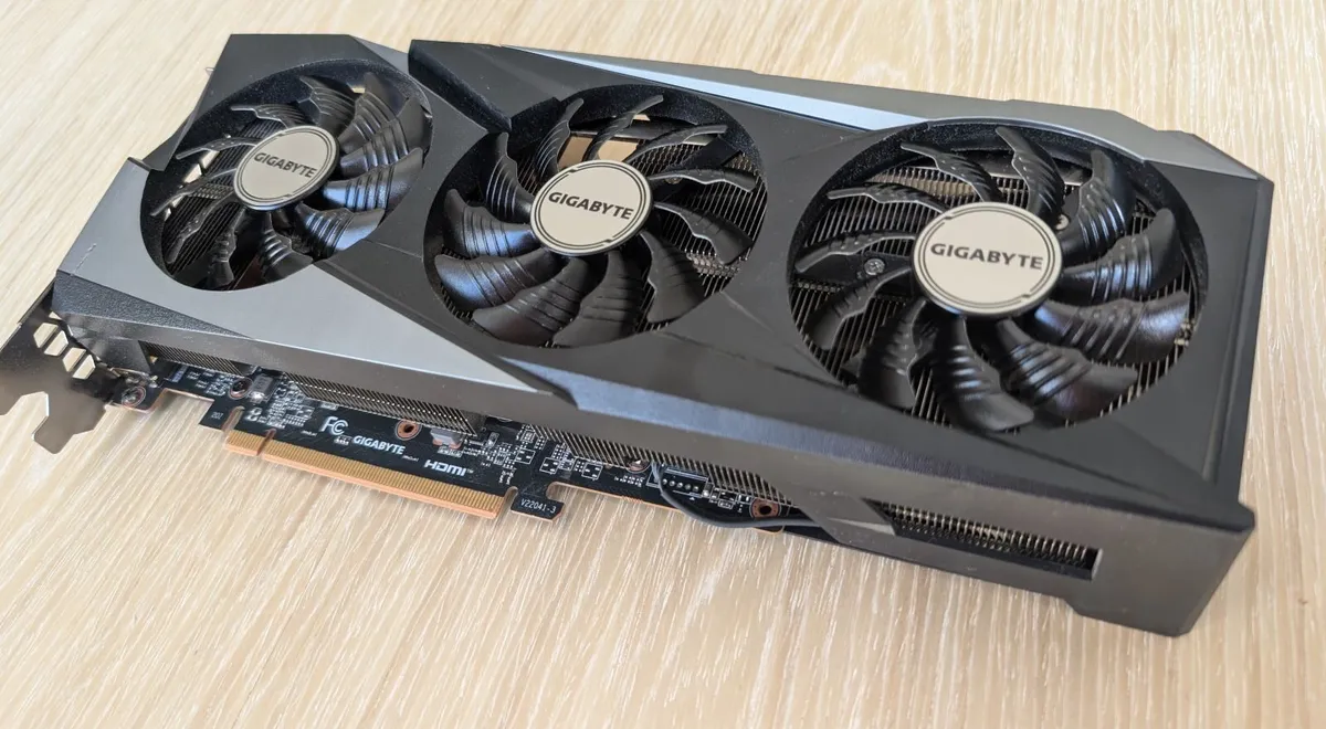 Gigabyte RX 7600 Gaming OC 8GB GDDR6 - Image 3