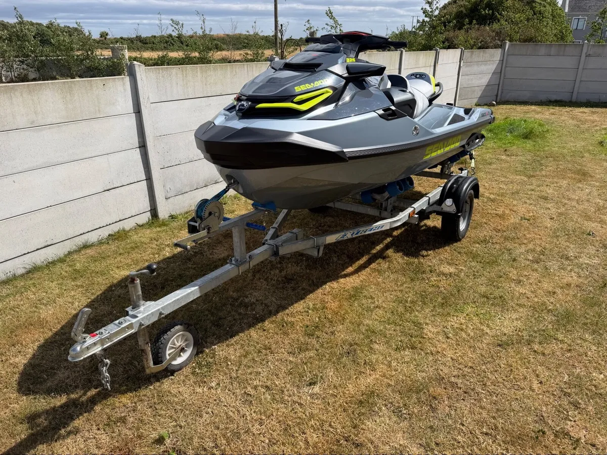 Sea Doo RXT-X RS 325  ( 20 Hours ) - Image 3