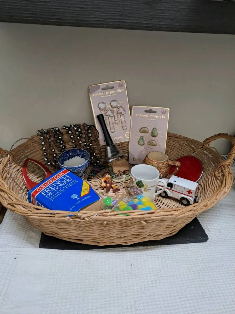 Free items clearout - Image 1