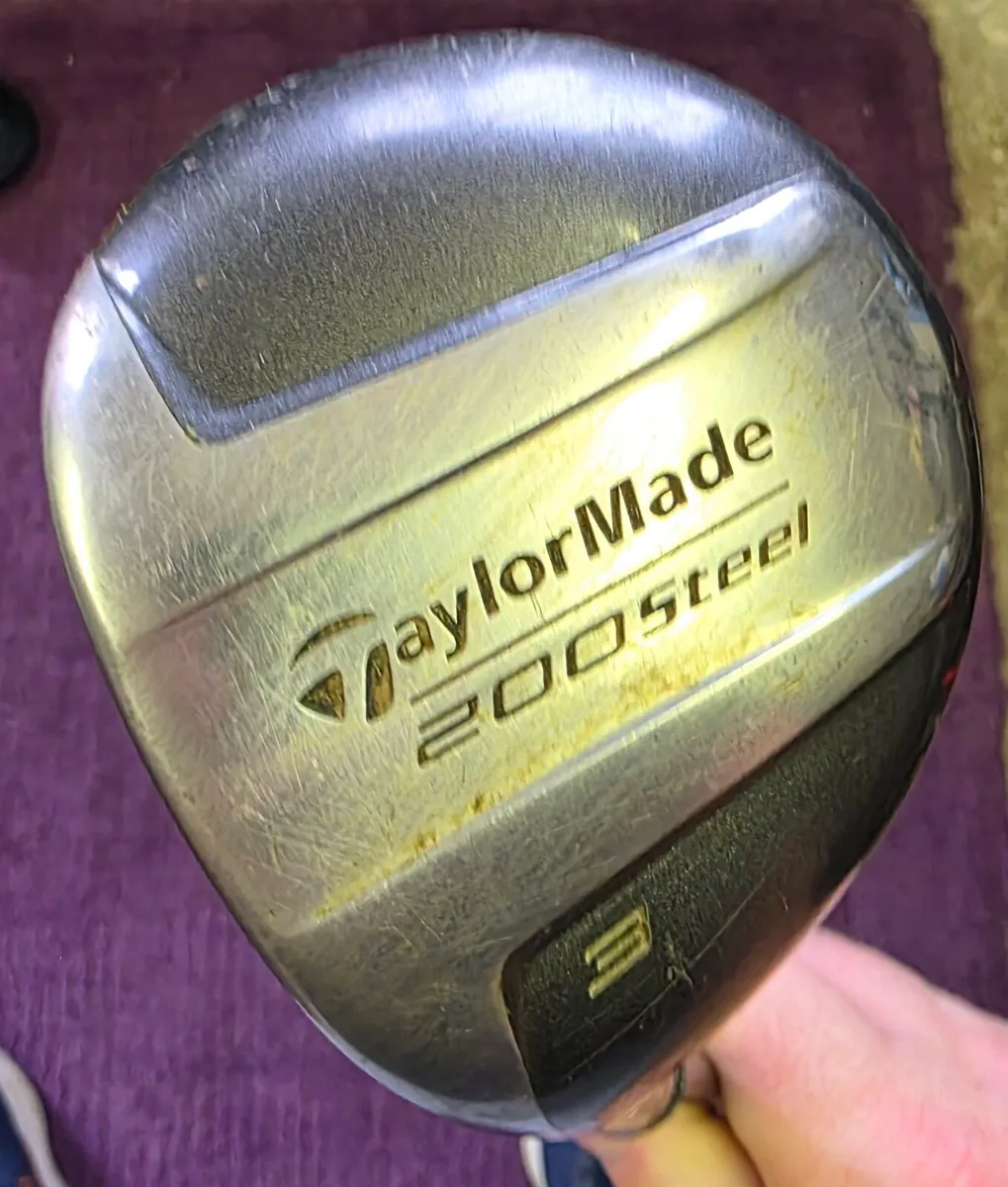 Left hand 3 and 5 woods - Image 1